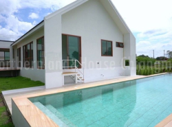 ให้เช่า 35,000 บาท/เดือน ขาย 4.59 ล้าน Pool Villa ชั้นเดียว เพื่อการพักผ่อน​ ดอยสะเก็ด เฟอร์นิเจอร์ครบ บ้านพร้อมอยู่ เข้าเมือง 10 นาที