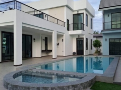 Phu Man Fah Resort Pool Villa for Sale and Rent  ตั้งอยู่ในพื้นที่ห้วยใหญ่, เหมาะสำหรับการทำพูลวิลล่า
