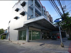 รหัสC6568 ให้เช่าอาคารพาณิชย์ 4ชั้น มีชั้นลอย ย่านลาดพร้าว-วังหิน ติดริมถนนทำเลดี