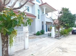 ขายบ้านเดี่ยว 2 ชั้น หมู่บ้าน วาสินีแกรนด์โฮม ลาดพร้าว 101 บ้านหันหน้าออกทางทิศตะวันออก