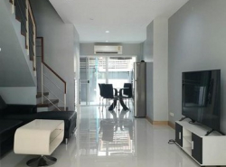 C4628 ให้เช่าทาวน์โฮม 3 ชั้น โครงการธนาพัฒน์ เฮ้าส์ สาทร-นราธิวาส ใกล้เซ็นทรัลพระราม3 ใกล้ทางด่วน