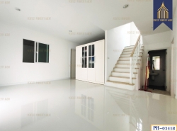 รถมือสอง อสังหาริมทรัพย์ บ้าน ปี 0 