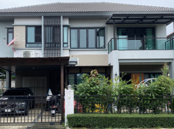 ให้เช่า บ้านเดี่ยว อยู่ติดถนนรามอินทรา ไลฟ์ บางกอก บูเลอวาร์ด รามอินทรา 260 ตรม 57.7 ตรว หิ้วกระเป๋าเข้าอยู่ได้เลย