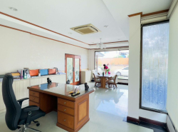 รถมือสอง อสังหาริมทรัพย์ สำนักงาน ปี 0 