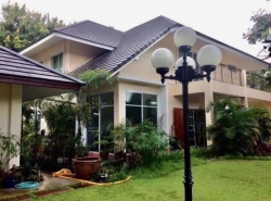 บ้านเดี่ยวหลังใหญ่ วิวสวย บรรยายกาศดี ริมเหนือ แม่ริม 