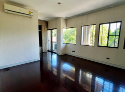 NTG093 ให้เช่าบ้านเดี่ยวหลังใหญ่ 2 ชั้น มัณฑนา เลค วัชรพล หลังใหญ่