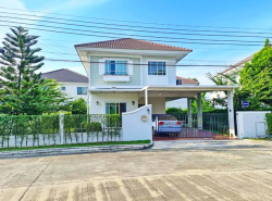 คฤหาสน์หรู MRT มีนบุรี 1.8 กม เฟอร์ครบ RIS School ถ.ร่มเกล้า 6  บ้าน 2 ชั้น 3นอน 2น้ำ 244 ตร.ม. 60ตร.วา. ให้เช่า 4แอร์ ติดสวนหย่อม 4 แอร์ 