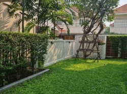PO856 ให้เช่า บ้านเดี่ยว 2 ชั้น โครงการ มัณฑนา ศรีนครินทร์ ซอยศรีด่าน22 ถนนศรีนครินทร์  รีโนเวทใหม่ 