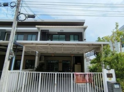 ทาวน์โฮม 2 ชั้น โครงการกาญจน์กนกทาวน์ โซนสุเทพ พร้อมผู้เช่า