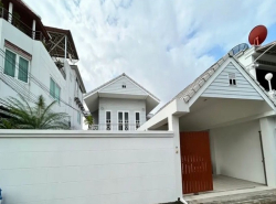 รถมือสอง อสังหาริมทรัพย์ บ้าน ปี 0 
