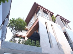 รถมือสอง อสังหาริมทรัพย์ บ้าน ปี 0 