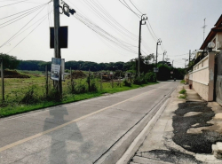 ขายที่ดิน ถมแล้ว 6 ไร่ เพชรเกษม 77 แยก 1 ตรงข้ามหมู่บ้านพรหมศิริ ห่างจากถนนใหญ่ เพชรเกษม เพียง 1.4 กม. เหมาะทำหมู่บ้าน ที่พักอาศัย  