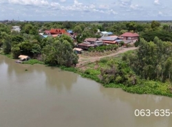 ขายที่ดินริมแม่น้ำน้อย ต.แคตก อ.บางไทร จ.พระนครศรีอยุธยา เหมาะสำหลับปลูกบ้านพักตากอากาศริมน้ำ การเดินทางสะดวก เข้าออกได้หลายหลายเส้นทาง