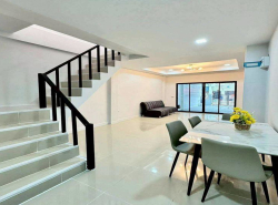 รถมือสอง อสังหาริมทรัพย์ ทาวน์เฮาส์ทาวน์โฮม ปี 0 