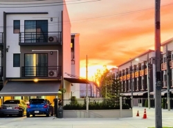 รถมือสอง อสังหาริมทรัพย์ บ้าน ปี 0 