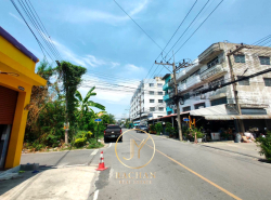รถมือสอง อสังหาริมทรัพย์ ที่ดิน ปี 0 