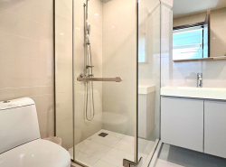 Condo PYNE by Sansiri ราคาสุดพิเศษ 2 ห้องนอน 2 ห้องน้ำ ห้องกว้างขวาง เฟอร์นิเจอร์ครบครัน