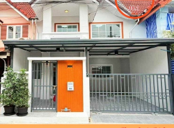 ขายทาวน์เฮ้าส์ 18 .1ตรว. ม.บ้านริมสวนธนานนท์1 ซ.บางรักน้อยซอย1/5   