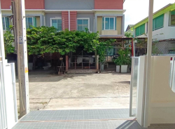 อสังหาริมทรัพย์ - ทาวน์เฮาส์ทาวน์โฮม