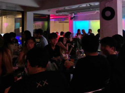 ปล่อยเซ้ง ร้านเหล้า ย่านสะพานควาย ติดถนนใหญ่ ในโครงการ The Hub พหล-อารีย์ มีที่จอดรถ