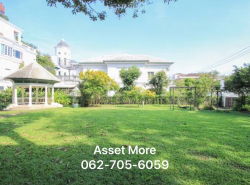 ปล่อยเช่าบ้านเดี่ยว 2ชั้น  (สุขุมวิท)  มีบริเวณลานกว้าง ทำเลดี ใกล้บีทีเอสเอกมัย   แขวงพระโขนงเหนือ เขตวัฒนา