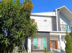 ขายบ้านสองชั้นหลังใหญ่ อ.สันป่าตอง จ.เชียงใหม่ 3 นอน 4 น้ำ