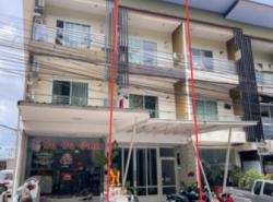 Townhouse for Sale 3 Floors 4 Bedrooms 5 Bathrooms 1 Kitchen in Bo Phut Koh Samui Surat Thani