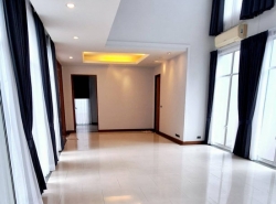 รถมือสอง อสังหาริมทรัพย์ บ้าน ปี 0 