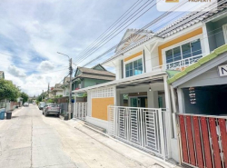 หมู่บ้านพฤกษา​ 19​ บ้านแฝด (ซอยวัดลาดปลาดุก) เลขที่ 100/319 ซอย 22  