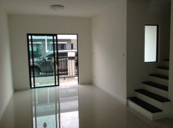 รถมือสอง อสังหาริมทรัพย์ บ้าน ปี 0 