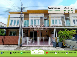 ขายทาวน์เฮาส์ 2 ชั้น หมู่บ้าน โกลเด้นทาวน์ วัชรพล-สุขาภิบาล 5 แถม แอร์ พร้อมต่อเติมครัว เนื้อที่ 20.2 ตร.ว. ขายเพียง 2,990,000 ล้านบาท