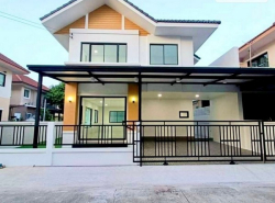 ม. ชวนชมพาร์ค บ้านแฝดสไตส์บ้านเดี่ยว ตั้งอยู่หลังมุม บรรยากาศปลอดโปร่ง พร้อมเข้าอยู่ได้เลย
