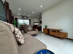 บ้านแฝดให้เช่า ในโครงการ คาซ่าแกรนด์ สวนเสือ ศรีราชา TP - H0192