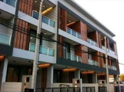 PN187 ให้เช่า ทาวน์โฮม Block Office รามอินทรา39 ใกล้รถไฟฟ้าbts กม4