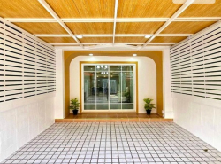 ม. บัวทอง4 ซอย1/30 บ้านรีโนเวท และตกแต่งใหม่ทั้งหลัง แถมฟรีเฟอร์นิเจอร์