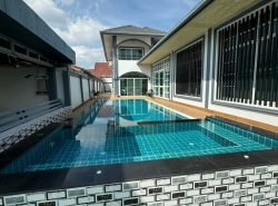 Spacious Pool Villa for Rent in Pattaya  พูลวิลล่าให้เช่าในพัทยา, ทำเลที่ตั้งในชัยพฤกษ์ 2, เหมาะสำหรับการดำเนินการทำธุรกิจรายวัน