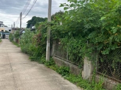 โซนแม่ริม ขาย 3.9 ล้าน 138 ตรว. ดอนแก้ว ใกล้รพ.นครพิงค์ ใกล้ถนนหลักโชตนา เดินทางสะดวก เข้าเมืองเพียงไม่กี่นาที