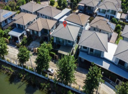 บ้านเลขที่มงคลอยู่แล้วเจริญรุ่งเรือง ขายถูกบ้านเดี่ยว 2 ชั้นโครงการเดอะแพลนท์ เอ็กซคลูซีคพัฒนาการ ขนาดที่ดิน 58.6 ตร.ว. 